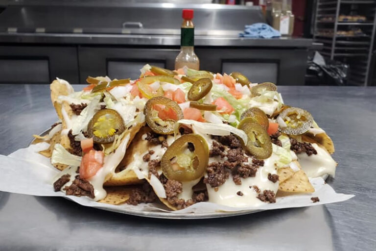 Pinz Bar & Grill Pinz Entertainment Center